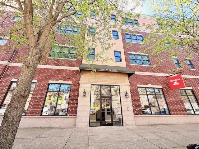 2827 West Belden Avenue Chicago IL 60647