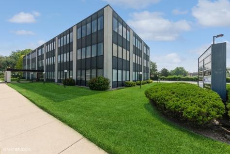 600 Russel Court Woodstock IL 60098