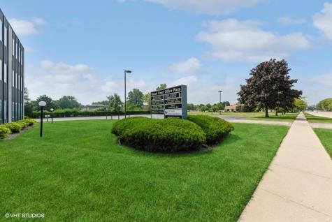 600 Russel Court Woodstock IL 60098