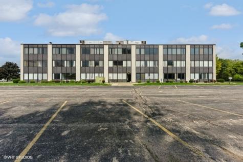 600 Russel Court Woodstock IL 60098