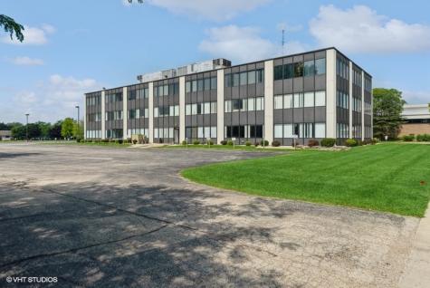 600 Russel Court Woodstock IL 60098