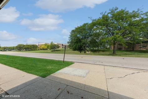 600 Russel Court Woodstock IL 60098