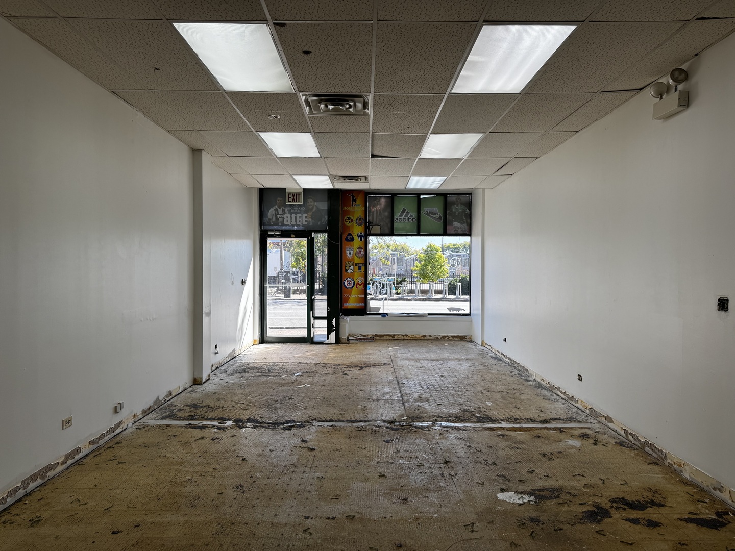 3318 West Lawrence Avenue Chicago IL 60625