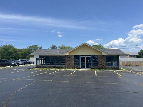 1124 North Milwaukee Avenue Libertyville IL 60048