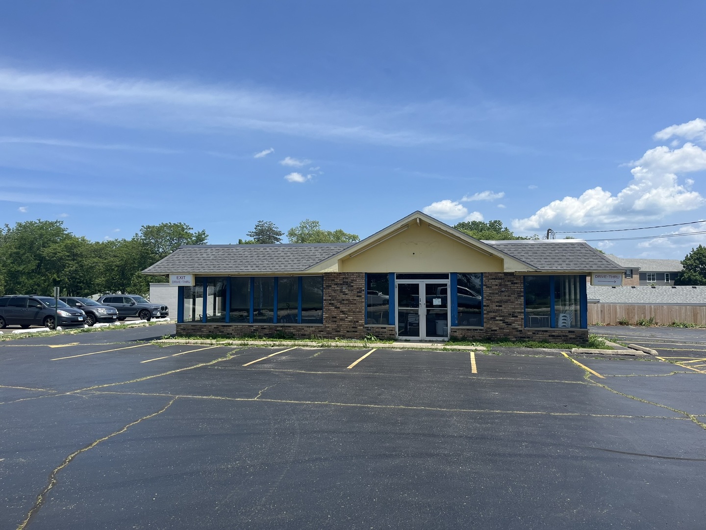 1124 North Milwaukee Avenue Libertyville IL 60048