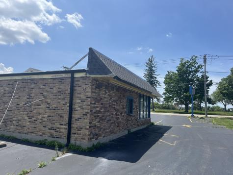 1124 North Milwaukee Avenue Libertyville IL 60048