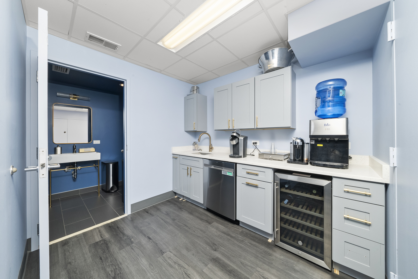 355 North Canal Street Chicago IL 60606