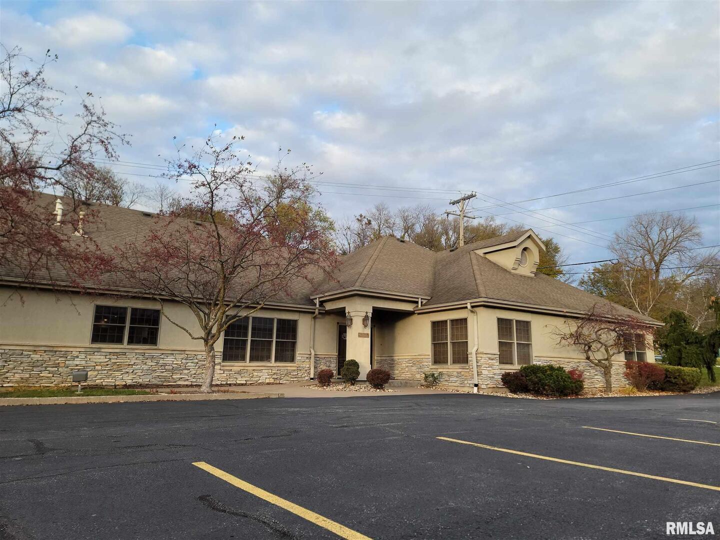 4720 38TH Avenue Moline IL 61265