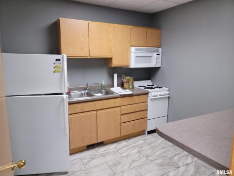 4720 38TH Avenue Moline IL 61265