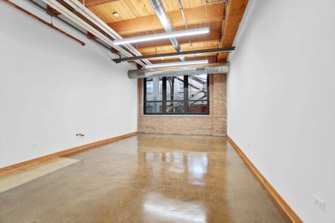 1806 West Cuyler Avenue Chicago IL 60613