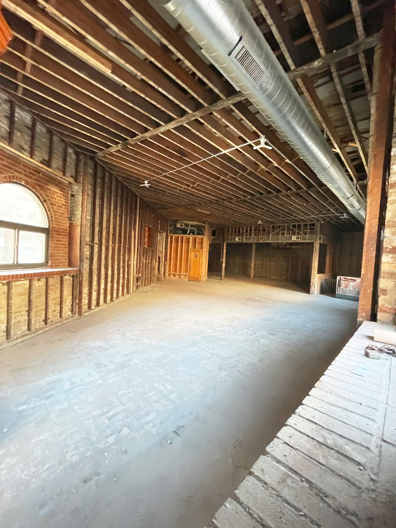 2320 North Milwaukee Avenue Chicago IL 60647