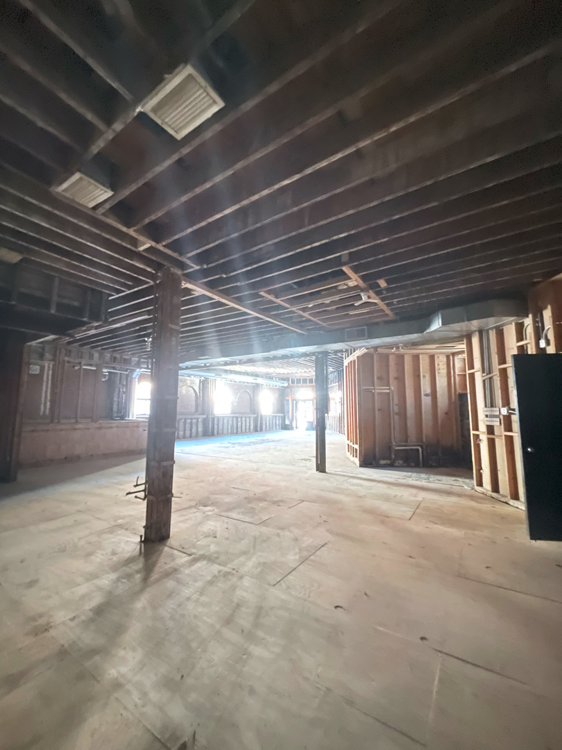 2320 North Milwaukee Avenue Chicago IL 60647