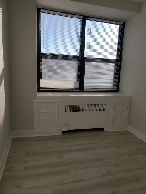 2334 West Lawrence Avenue Chicago IL 60625