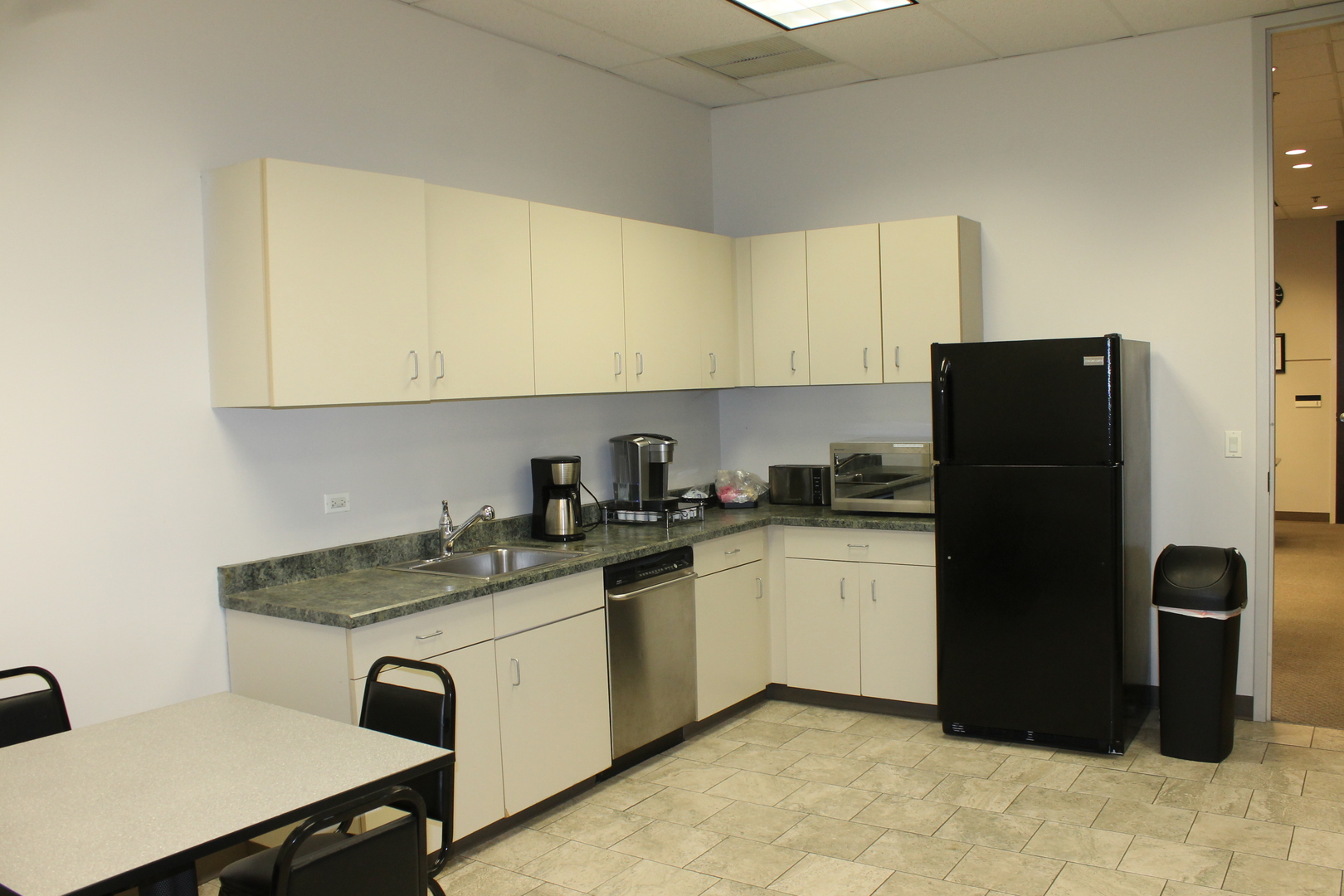 2012 Corporate Lane Naperville IL 60563