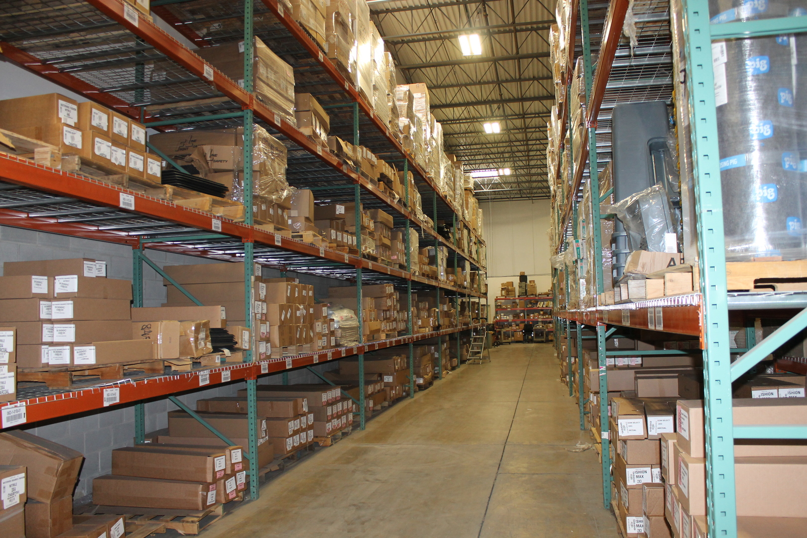 2012 Corporate Lane Naperville IL 60563