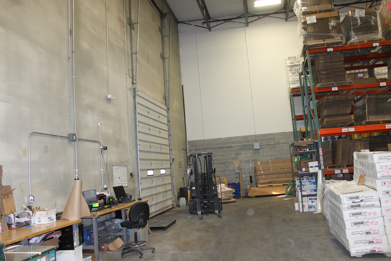 2012 Corporate Lane Naperville IL 60563