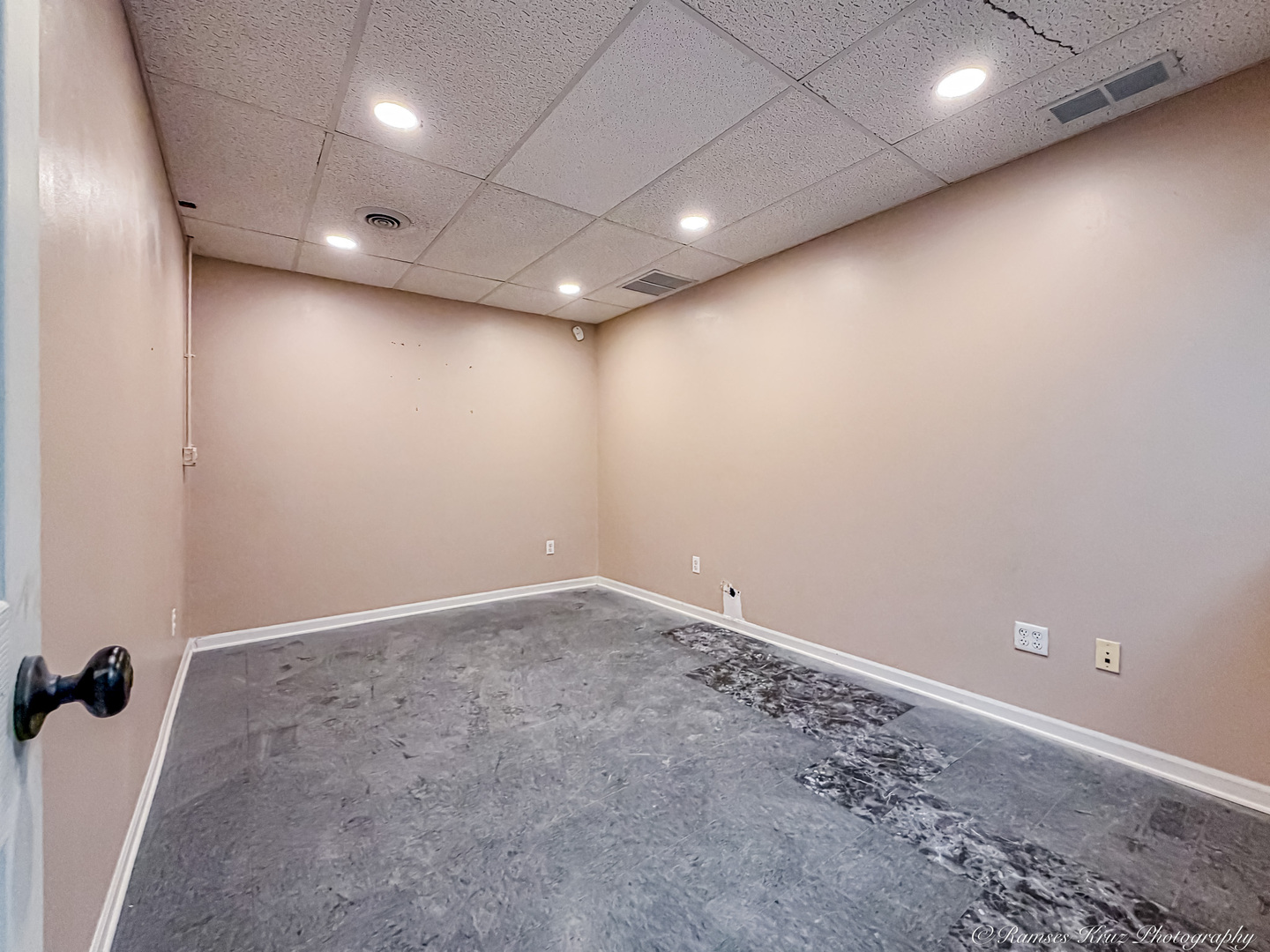 2 Hankes Road Aurora IL 60506