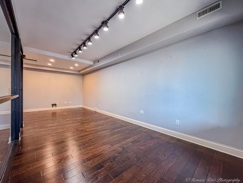2 Hankes Road Aurora IL 60506