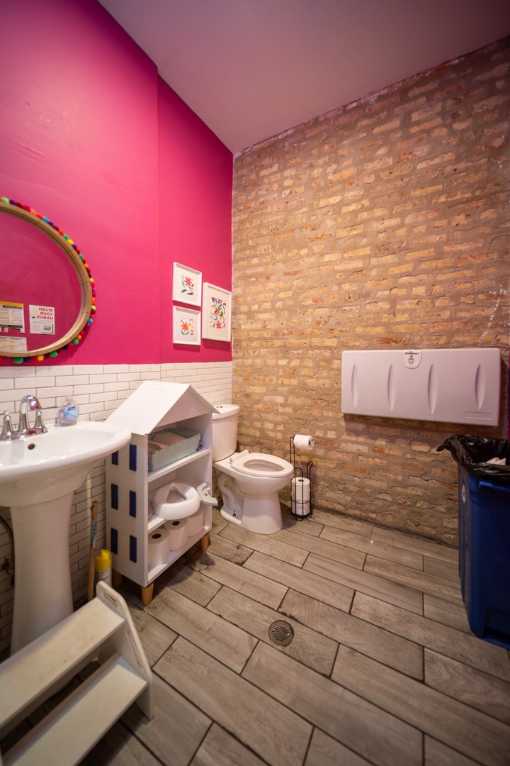 3530 West Armitage Avenue Chicago IL 60647