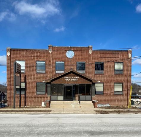 111 East Van Emmon Street Yorkville IL 60560