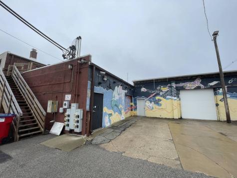 309 South Neil Street Champaign IL 61820