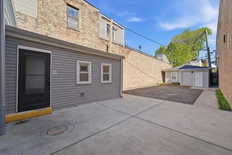 2114 West Lawrence Avenue Chicago IL 60625