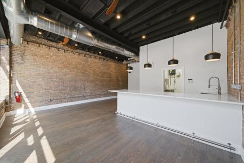 2114 West Lawrence Avenue Chicago IL 60625
