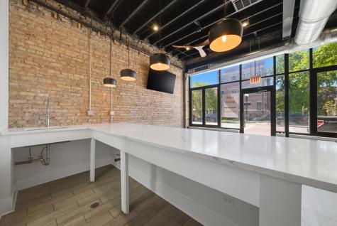 2114 West Lawrence Avenue Chicago IL 60625