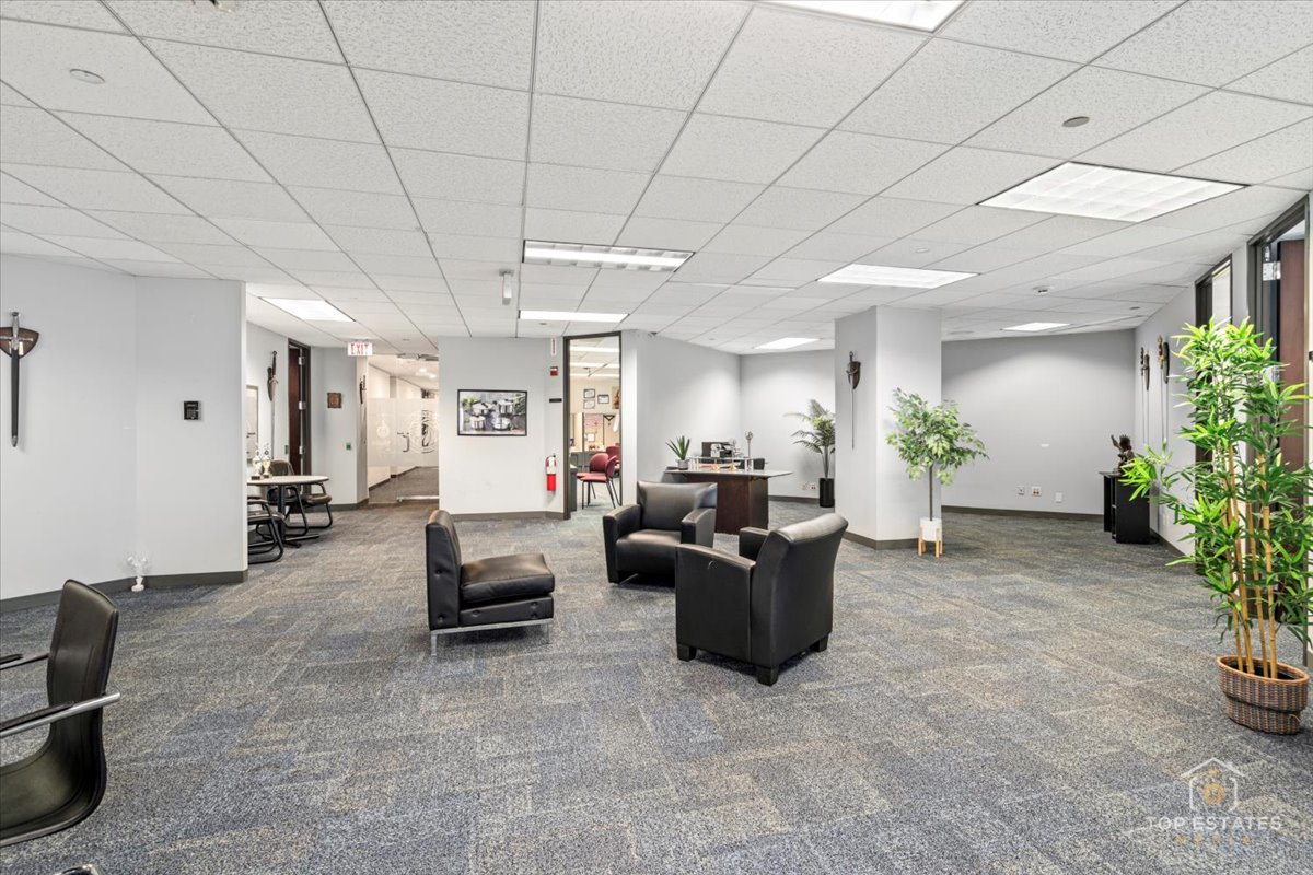 900 National Parkway Schaumburg IL 60173