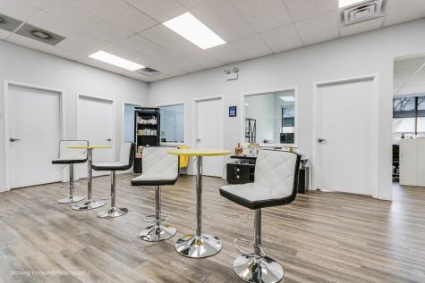 1340 Louis Avenue Elk Grove Village IL 60007