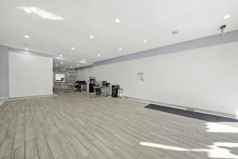 2024 West 95th Street Chicago IL 60643