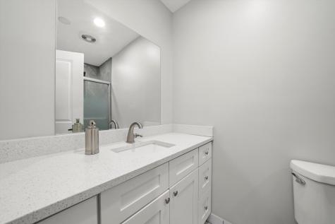 2024 West 95th Street Chicago IL 60643