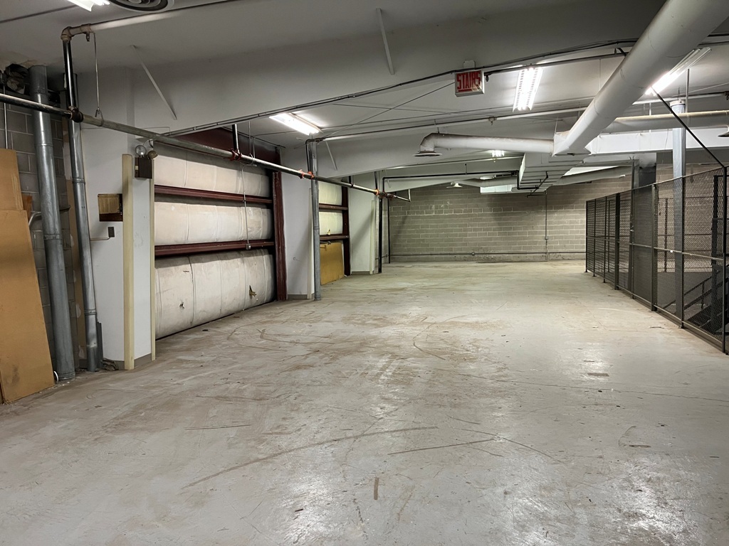 822 West Wilson Avenue Chicago IL 60640