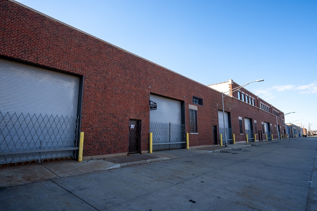 4401 West Kinzie Street Chicago IL 60624