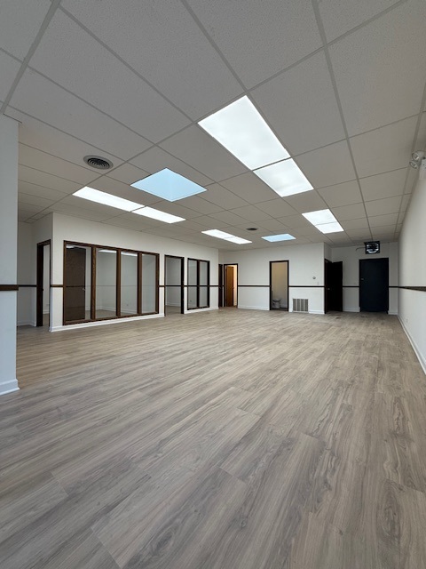 9849 North Gross Point Road Skokie IL 60076