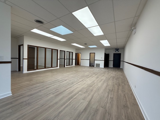 9849 North Gross Point Road Skokie IL 60076