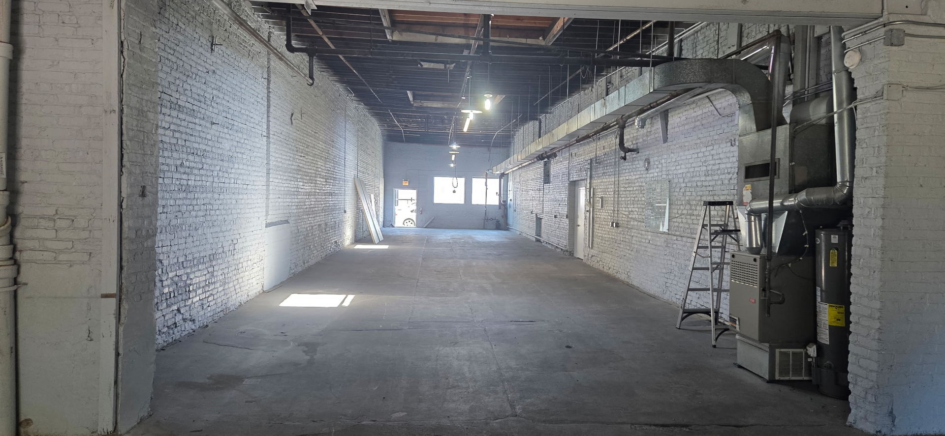4244 North Elston Avenue Chicago IL 60618