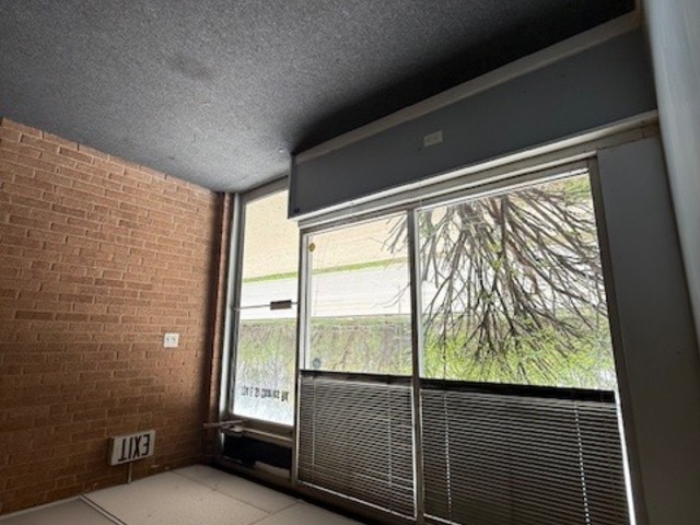 734 East St. Charles Road Lombard IL 60148
