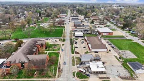 604 East Main Street Mahomet IL 61853