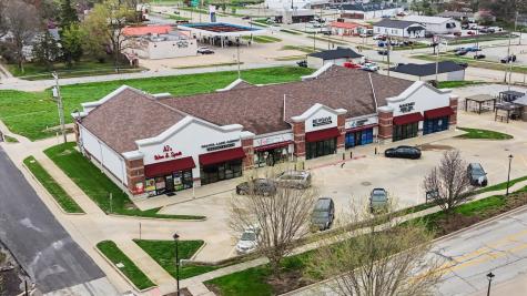 604 East Main Street Mahomet IL 61853