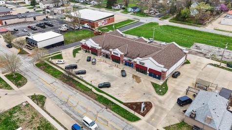 604 East Main Street Mahomet IL 61853
