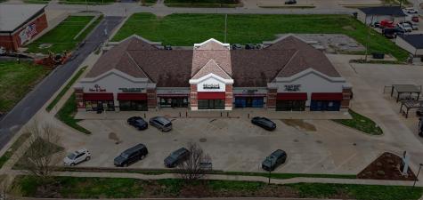 604 East Main Street Mahomet IL 61853