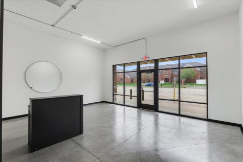 604 East Main Street Mahomet IL 61853