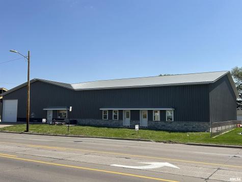 4206 7TH Street East Moline IL 61244