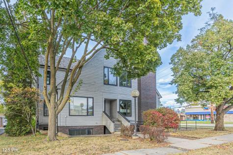 200 North Northwest Highway Barrington IL 60010