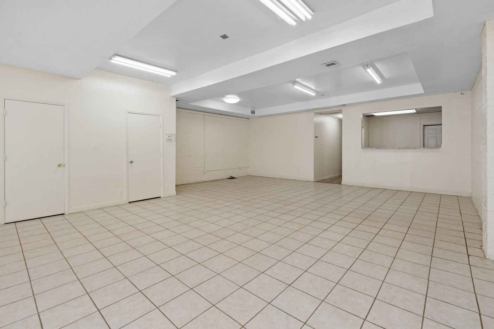 2516 North Laramie Avenue Chicago IL 60639