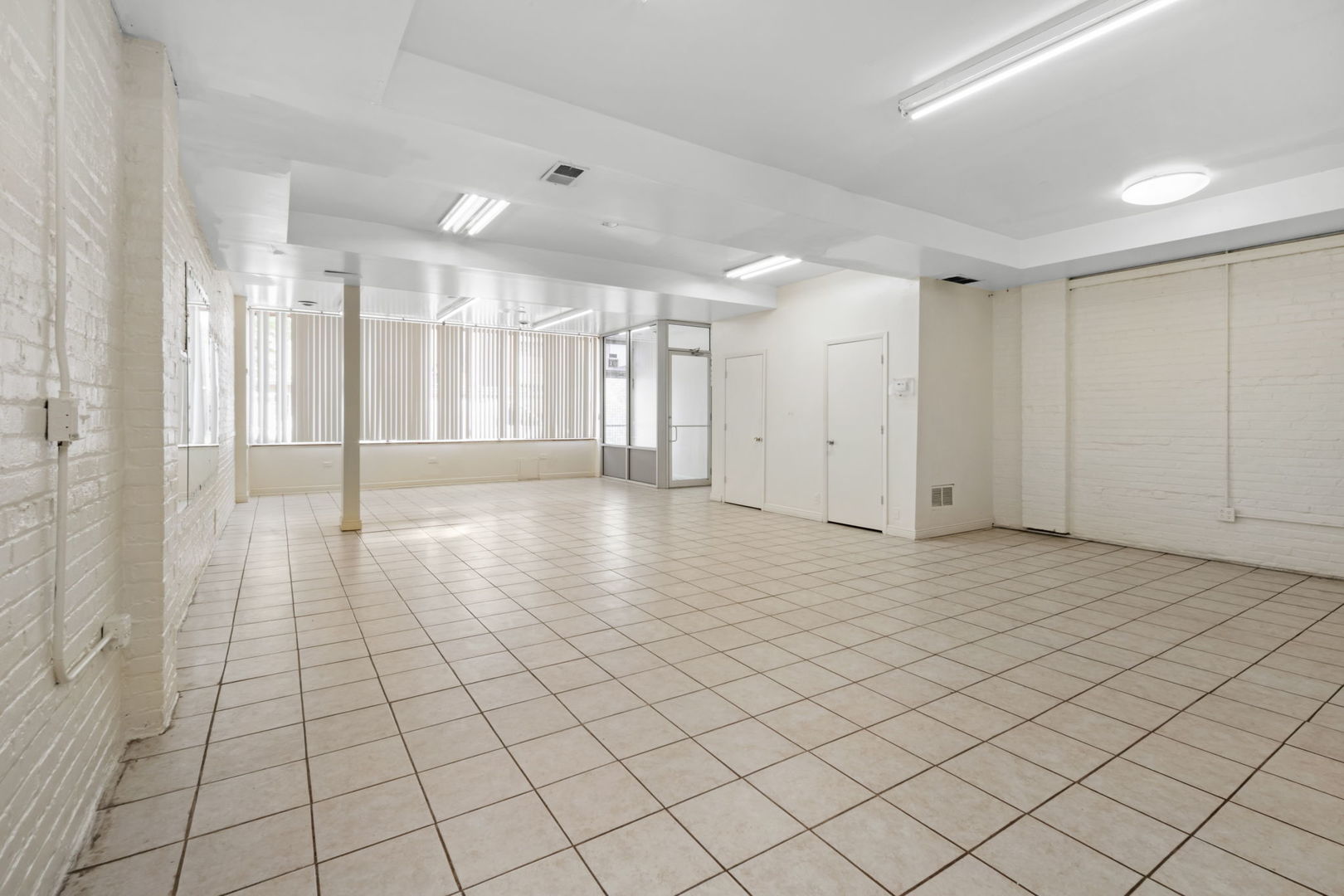2516 North Laramie Avenue Chicago IL 60639