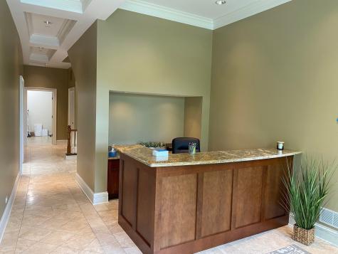 1232 American Way Libertyville IL 60048