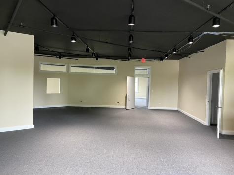 1232 American Way Libertyville IL 60048