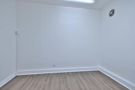 7460 West Belmont Avenue Chicago IL 60634